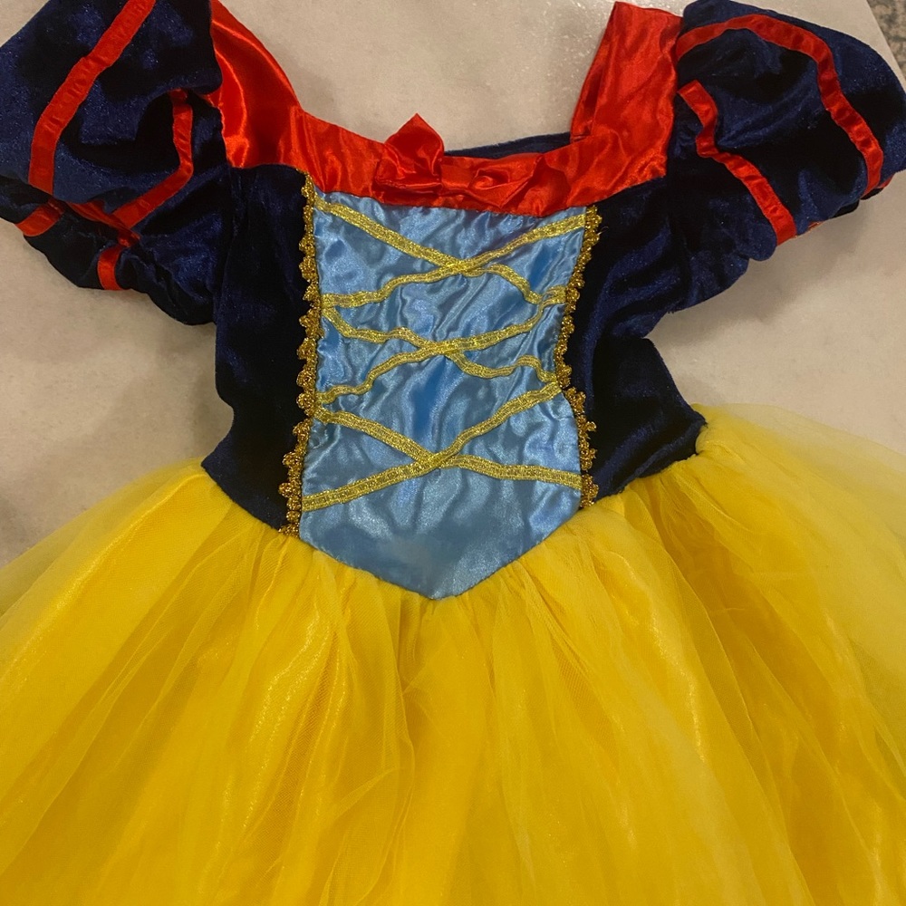 Girls Snow White Dress